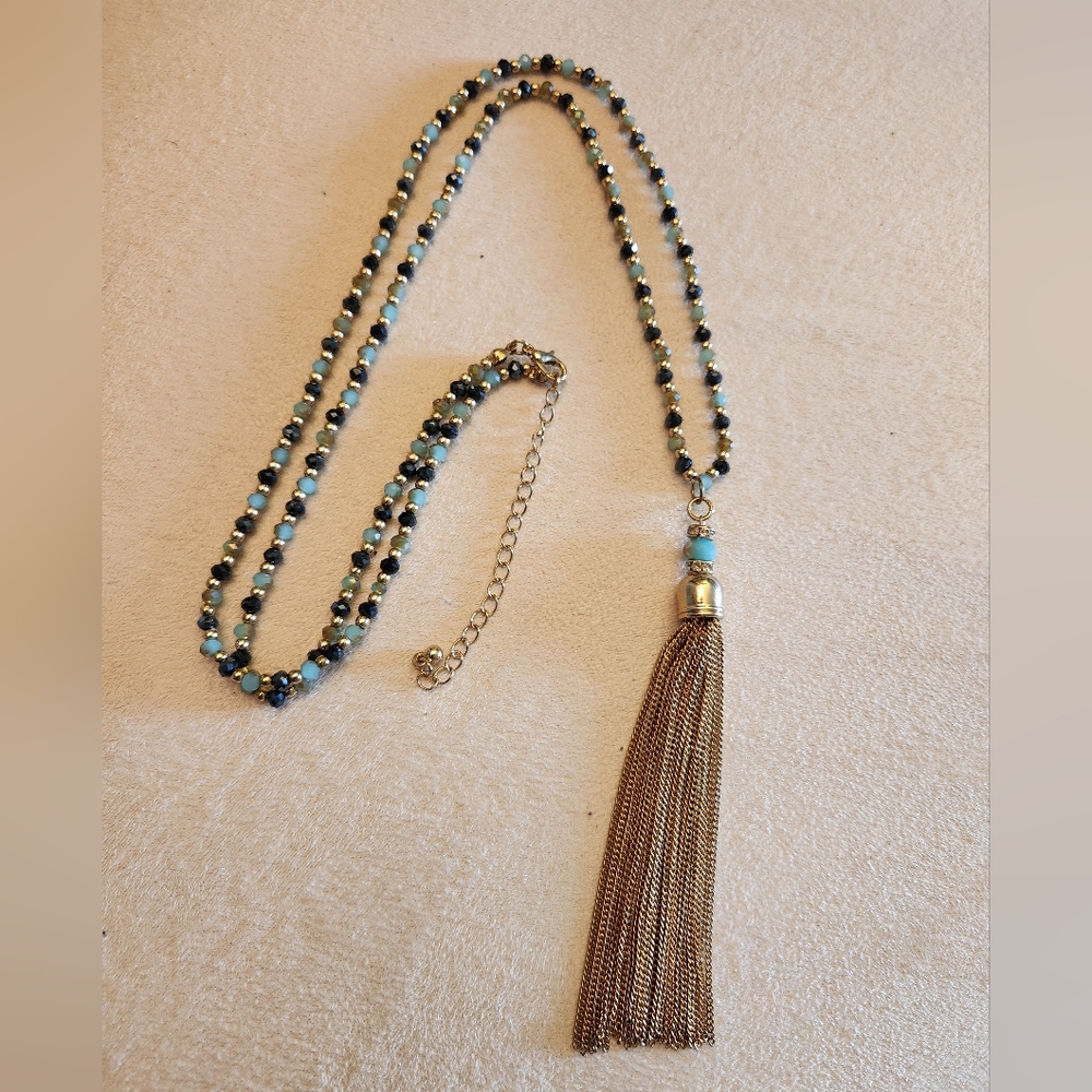 Multifaceted Crystal Tassel Lariat Necklace - Blue & Gold